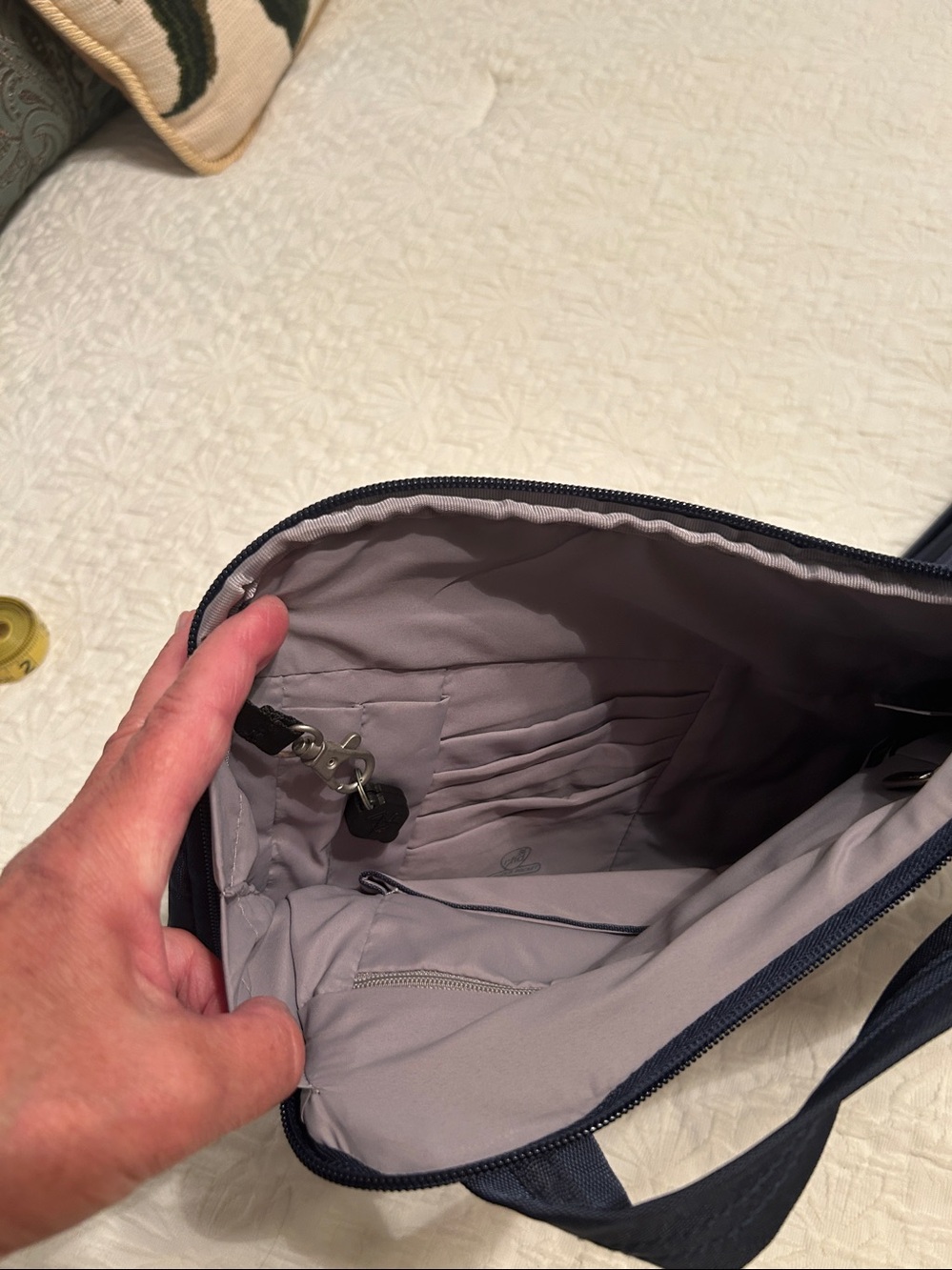 Travelon Navy Everyday Crossbody Messenger Bag - Picture 3 of 5
